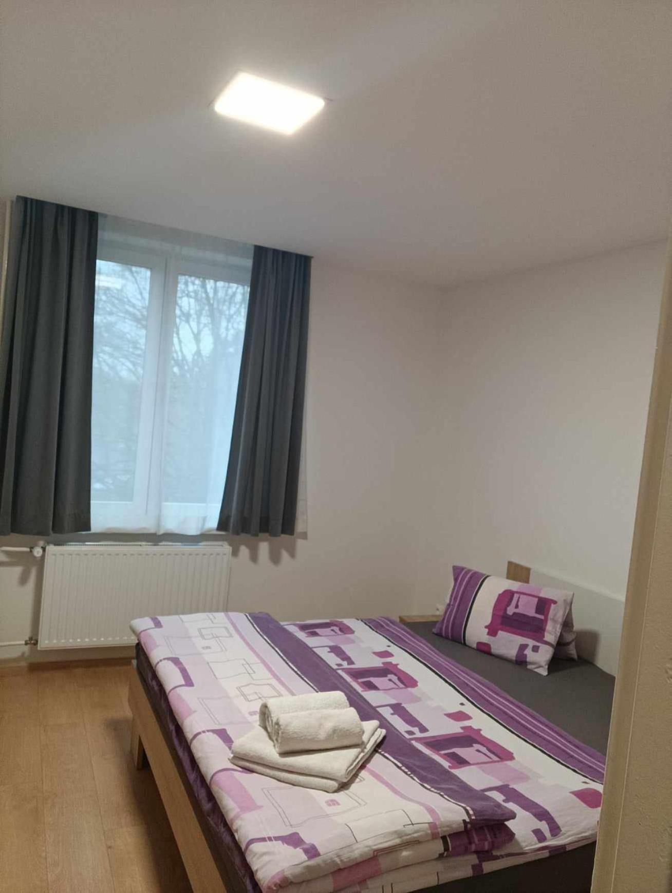 Apartament Meteorit 1 *